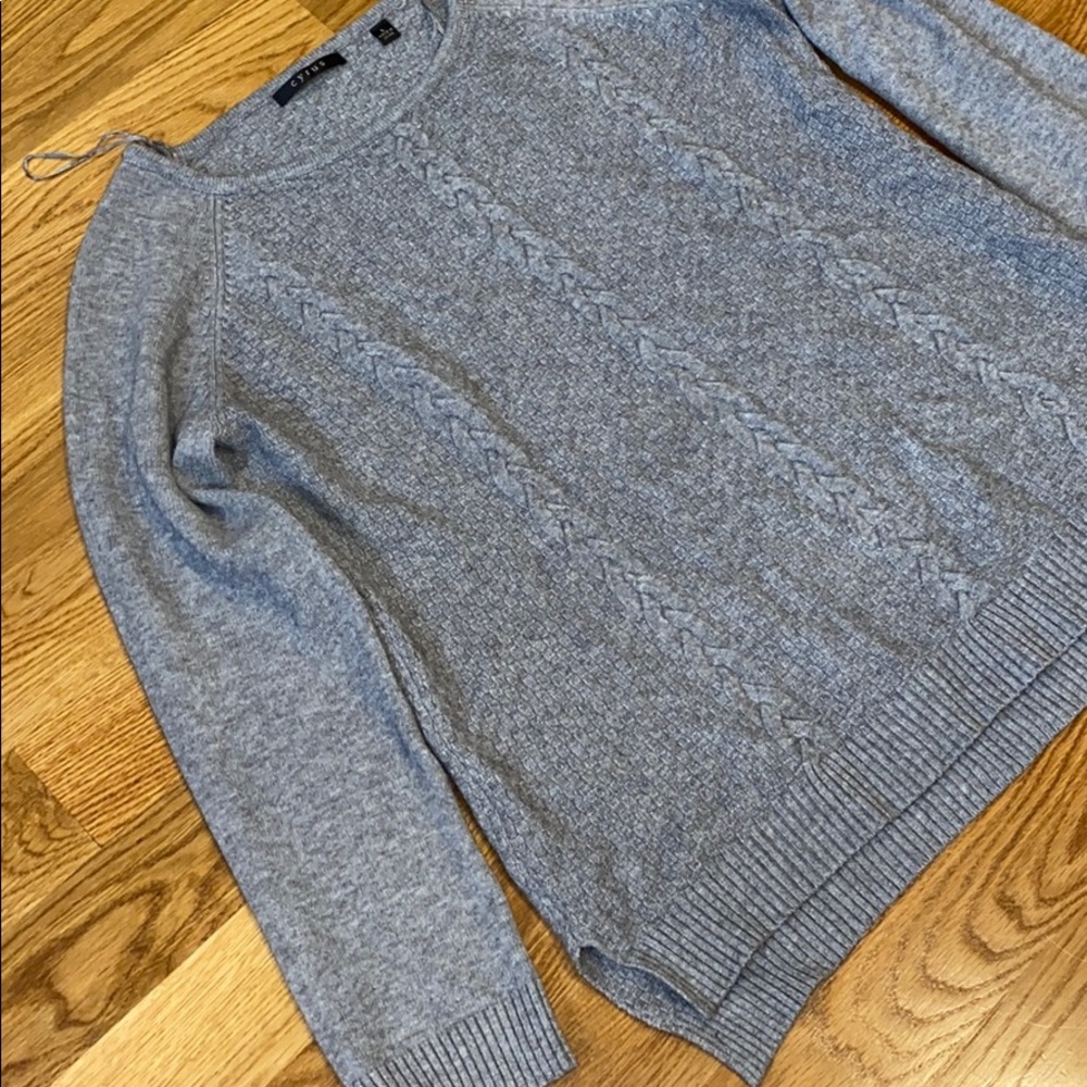 Sweater - Picture 3 of 3